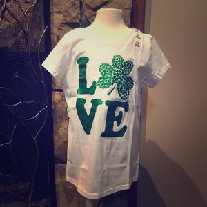The Children’s Place Shamrock Love White T Shirt
